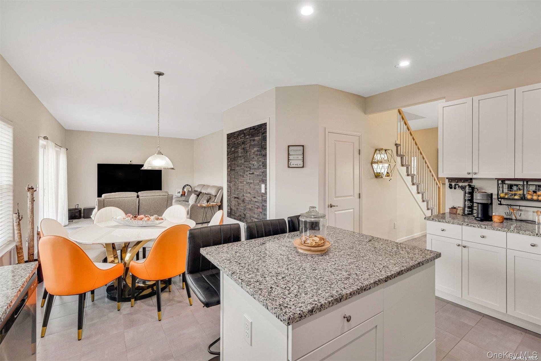 7 Pondview Circle Shirley Shirley, NY 11967