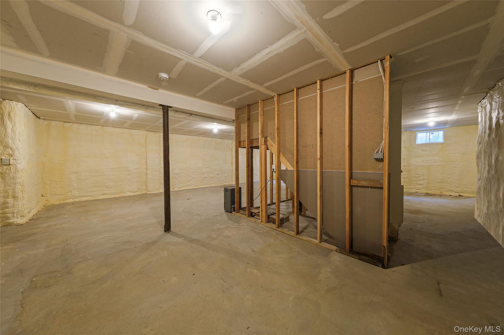 7 Pondview Circle Shirley Shirley, NY 11967