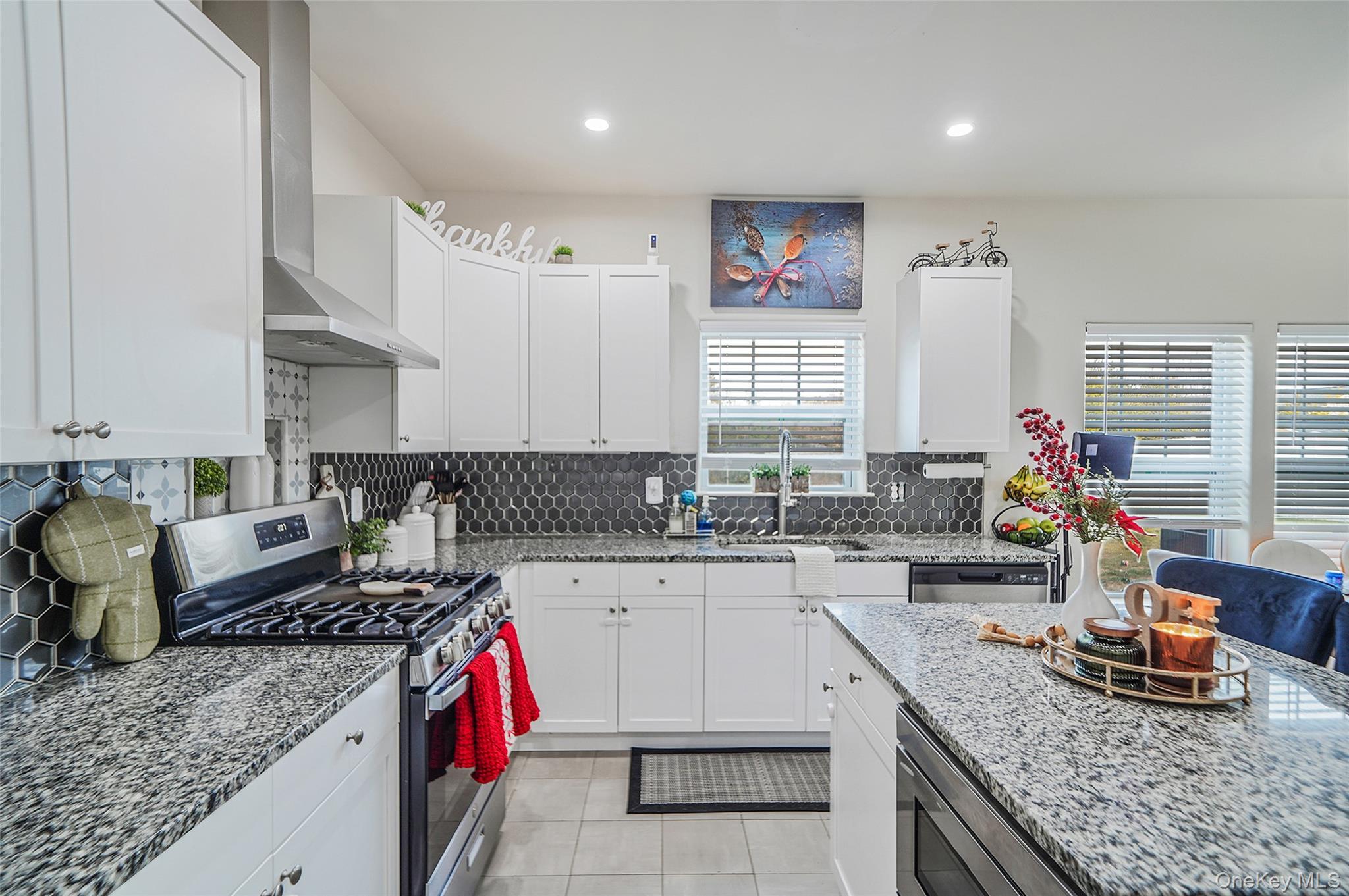 7 Pondview Circle Shirley Shirley, NY 11967