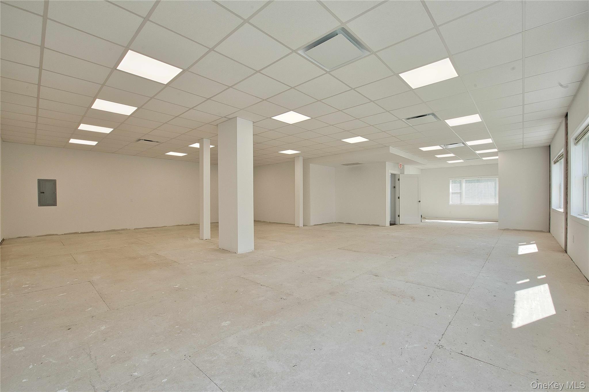 121 Pulaski Road Kings Park Kings Park, NY 11754