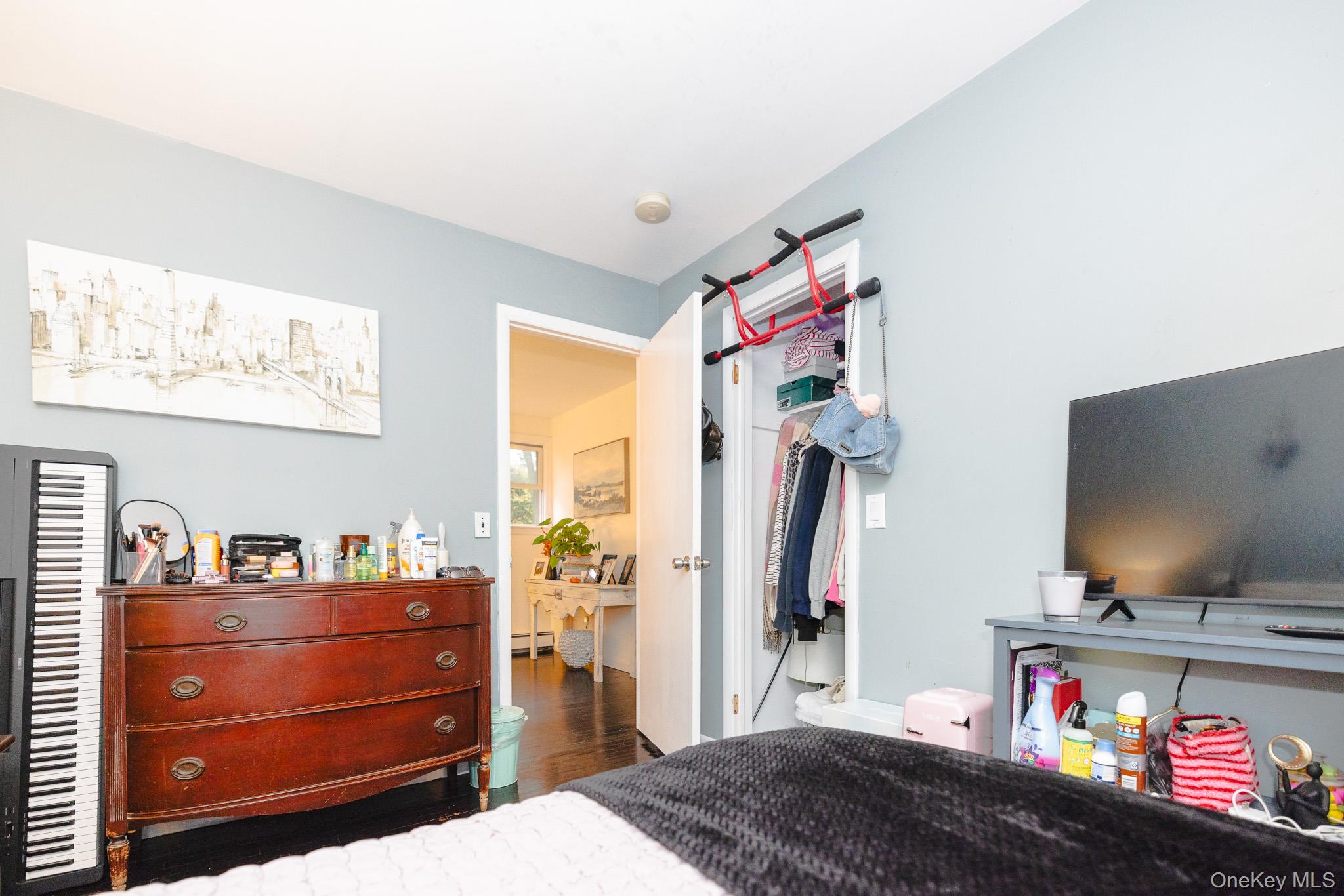 94 Kings Drive Riverhead Riverhead, NY 11901