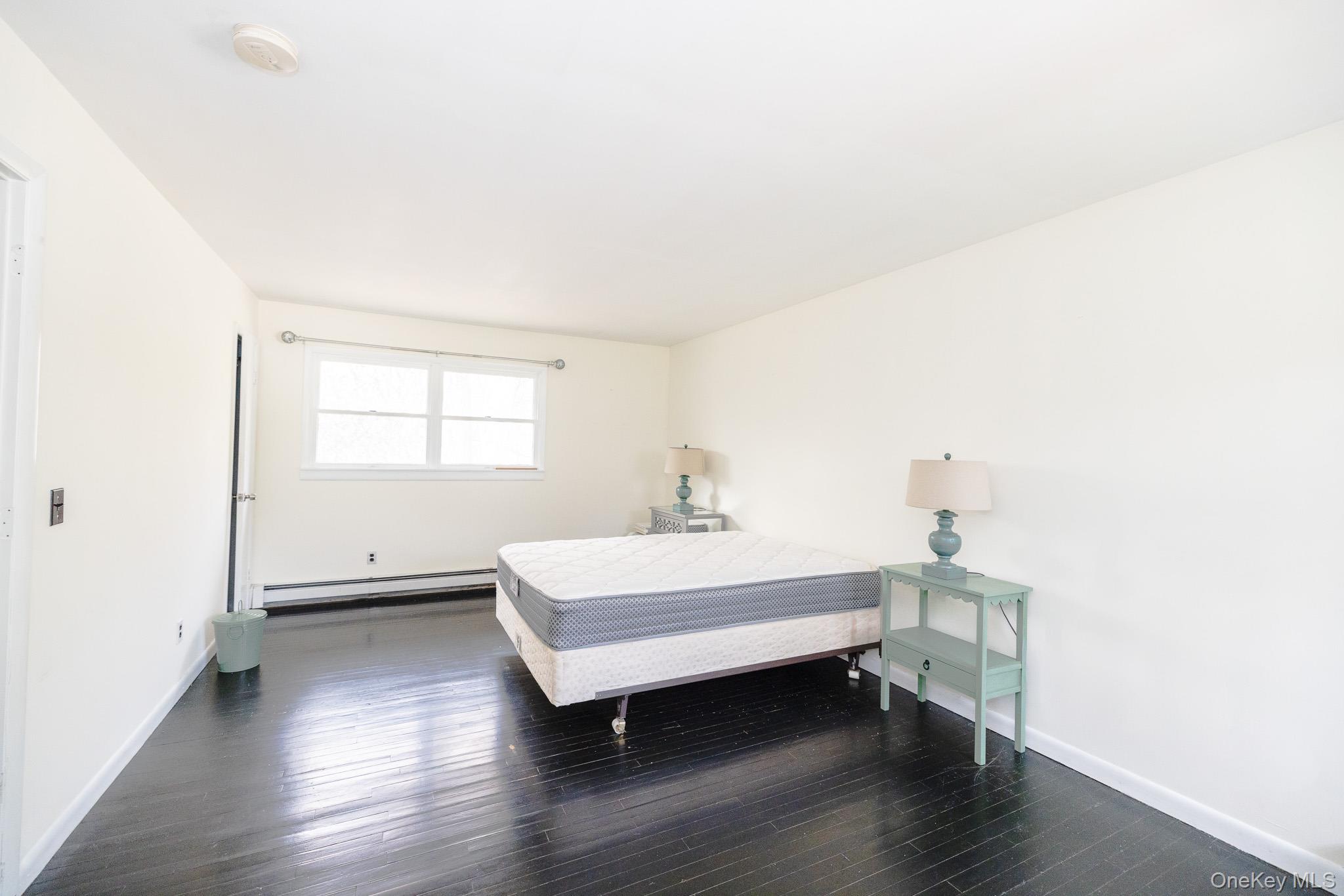 94 Kings Drive Riverhead Riverhead, NY 11901