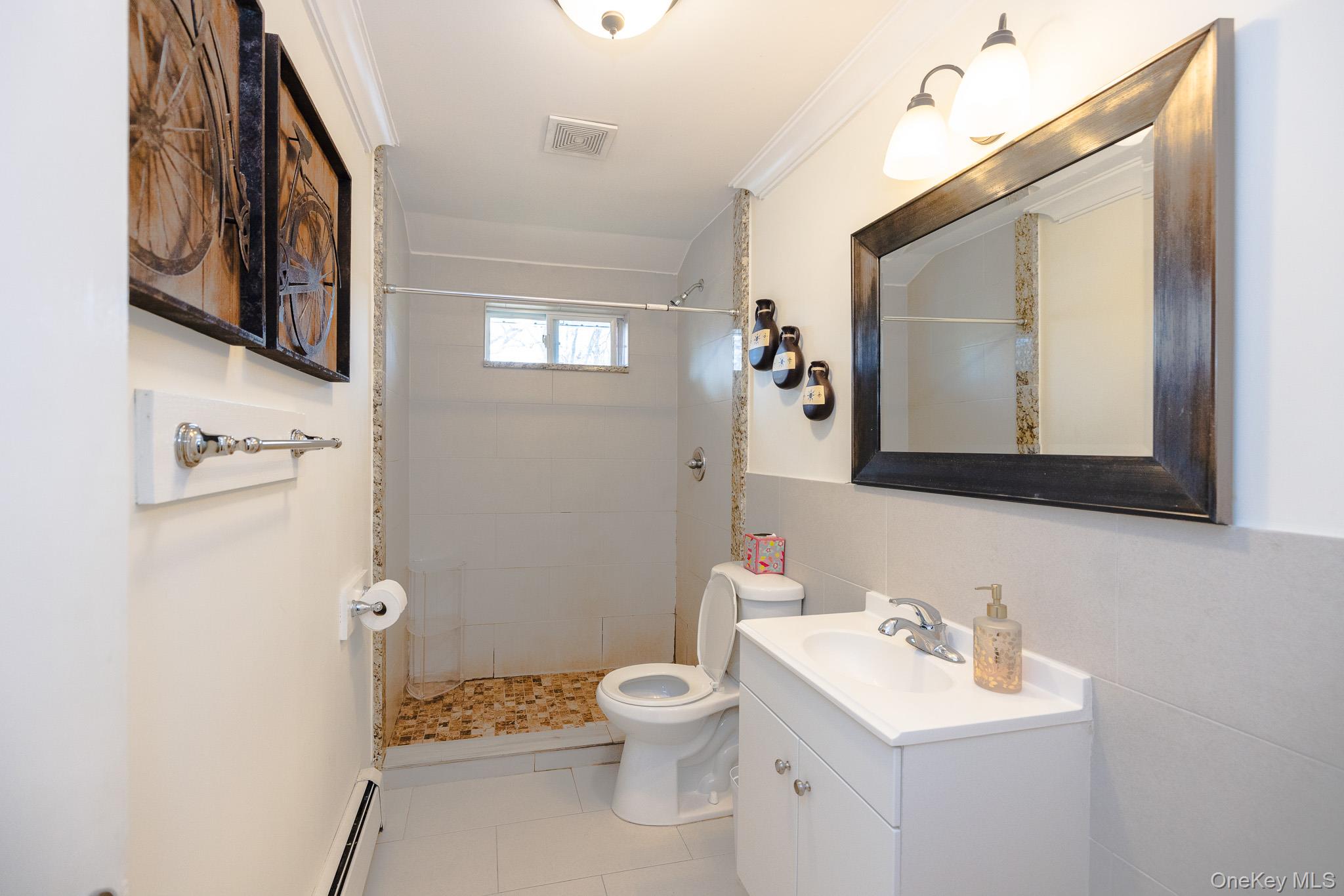 94 Kings Drive Riverhead Riverhead, NY 11901