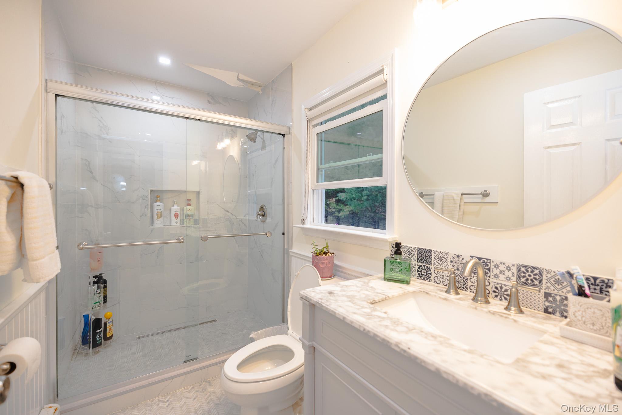 94 Kings Drive Riverhead Riverhead, NY 11901