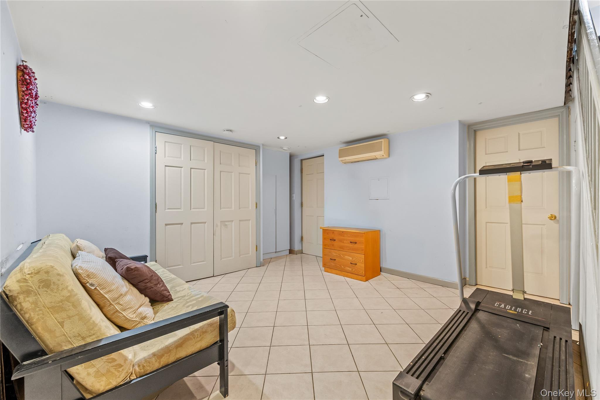 119-20 9th Avenue College Point College Point, NY 11356