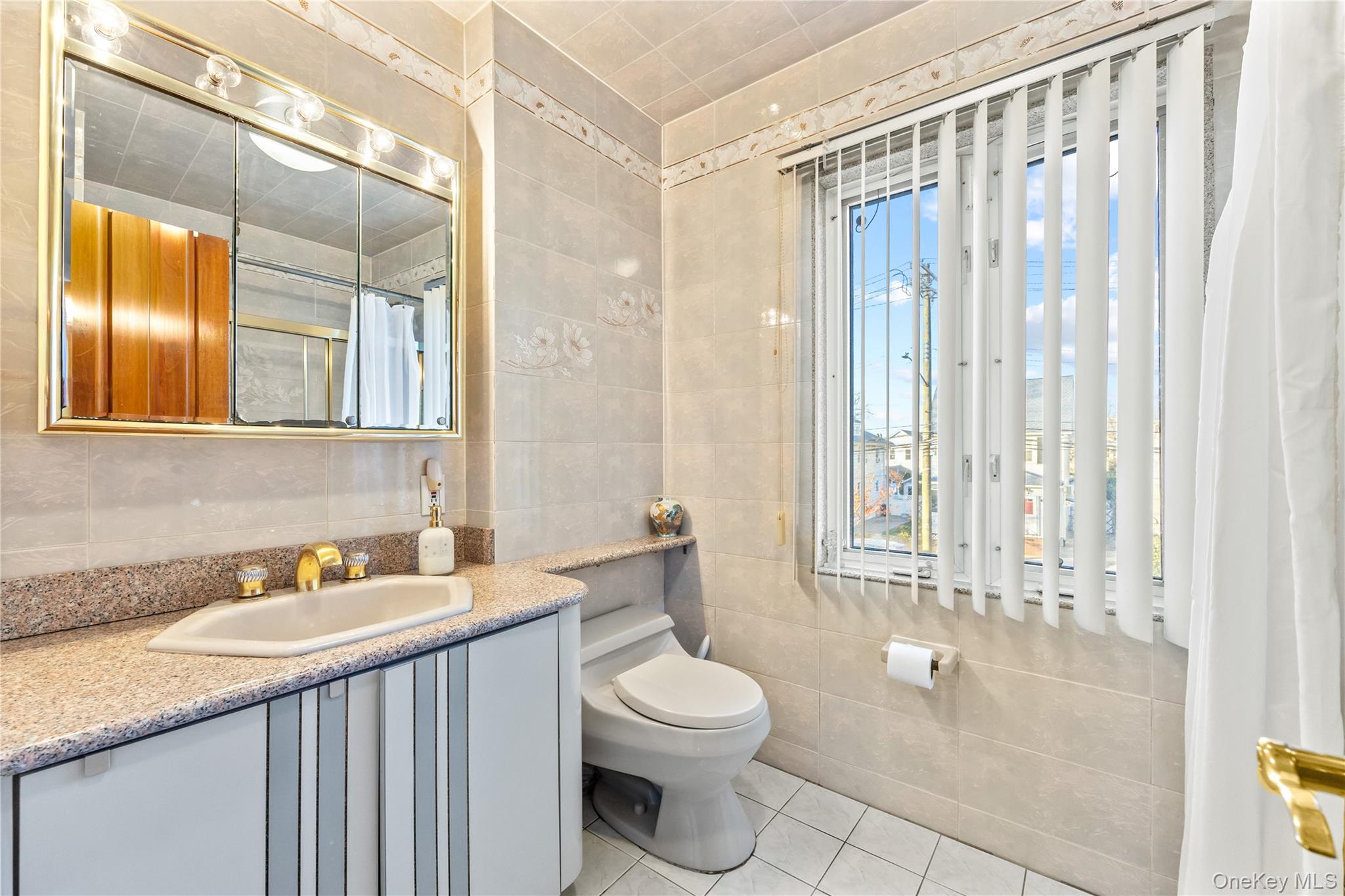 119-20 9th Avenue College Point College Point, NY 11356