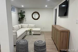 4 Carriage Lane Southampton Southampton, NY 11968