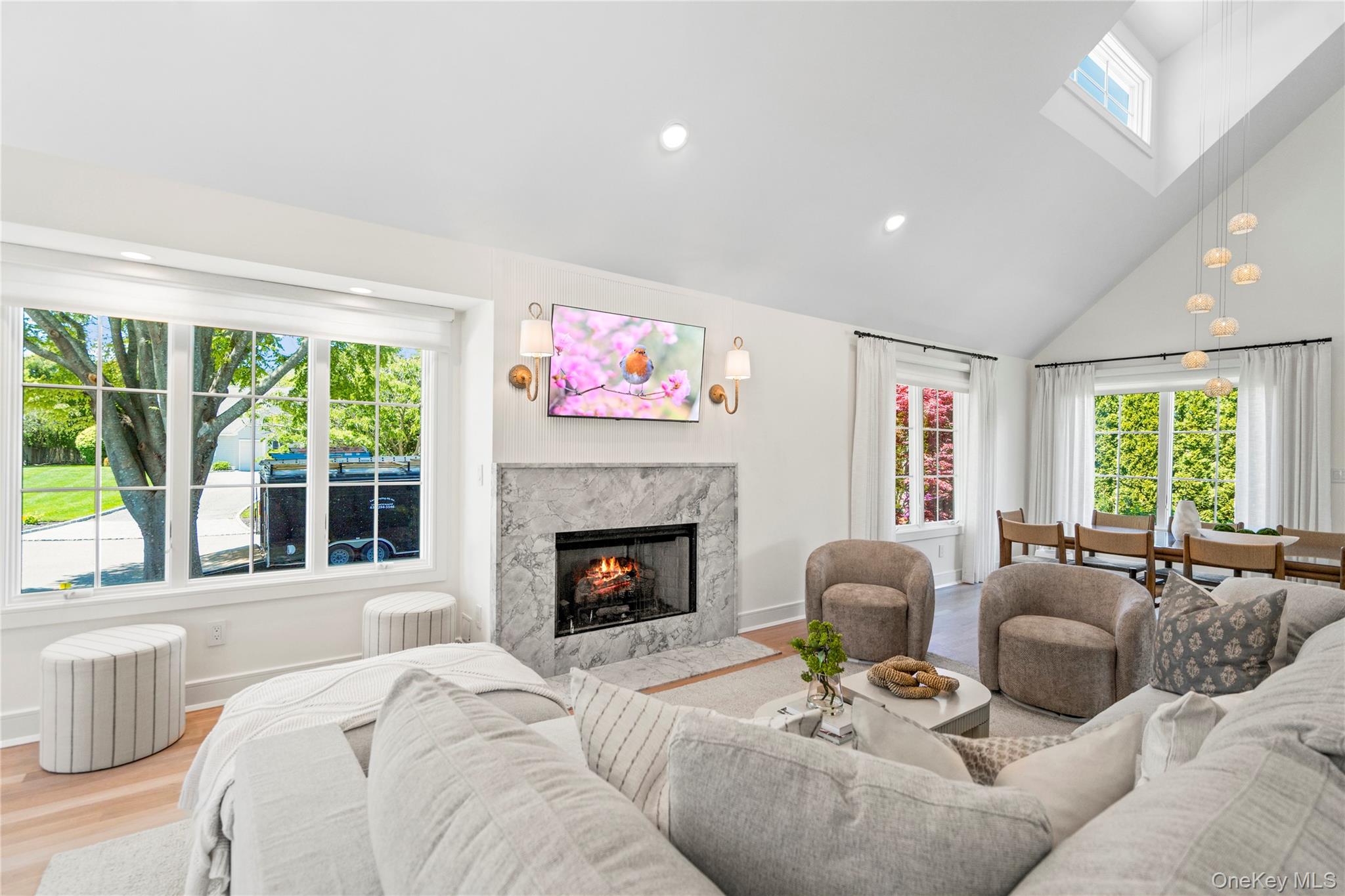 4 Carriage Lane Southampton Southampton, NY 11968