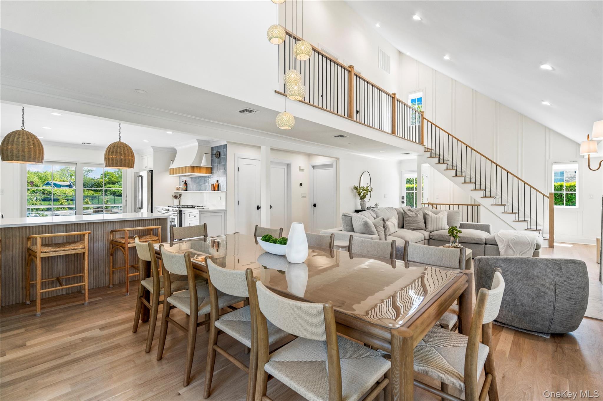 4 Carriage Lane Southampton Southampton, NY 11968