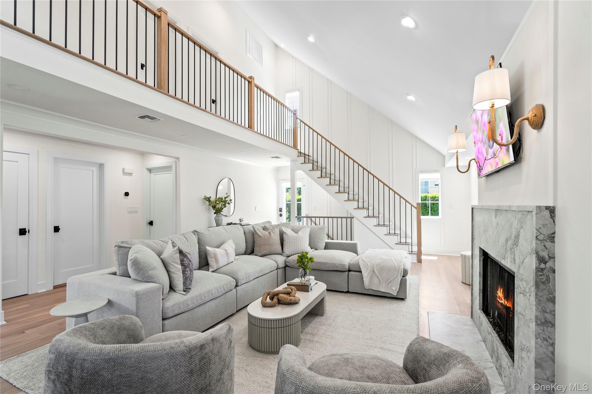 4 Carriage Lane Southampton Southampton, NY 11968