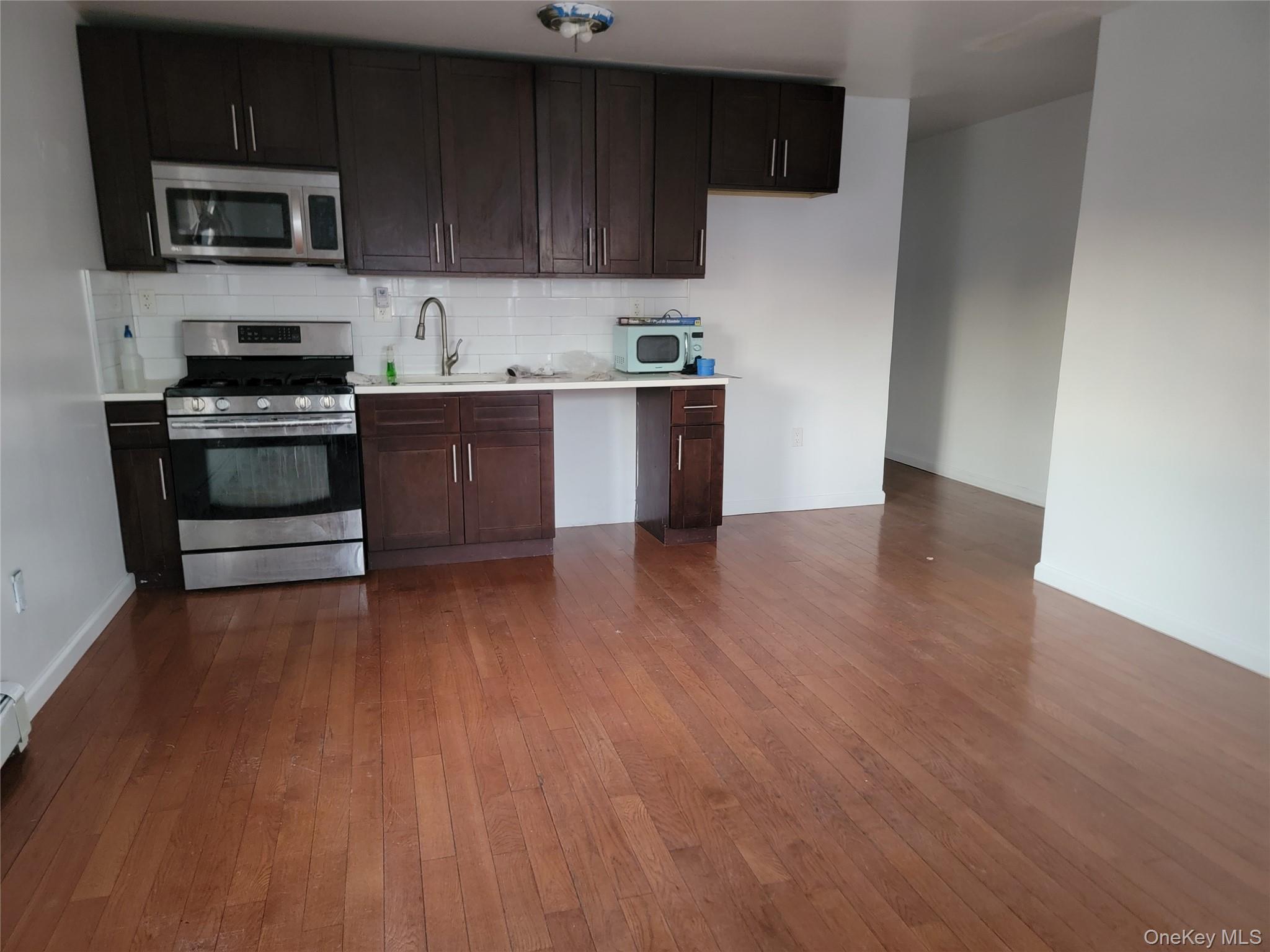 6906 Beach Channel Drive Rockaway Park Rockaway Park, NY 11692