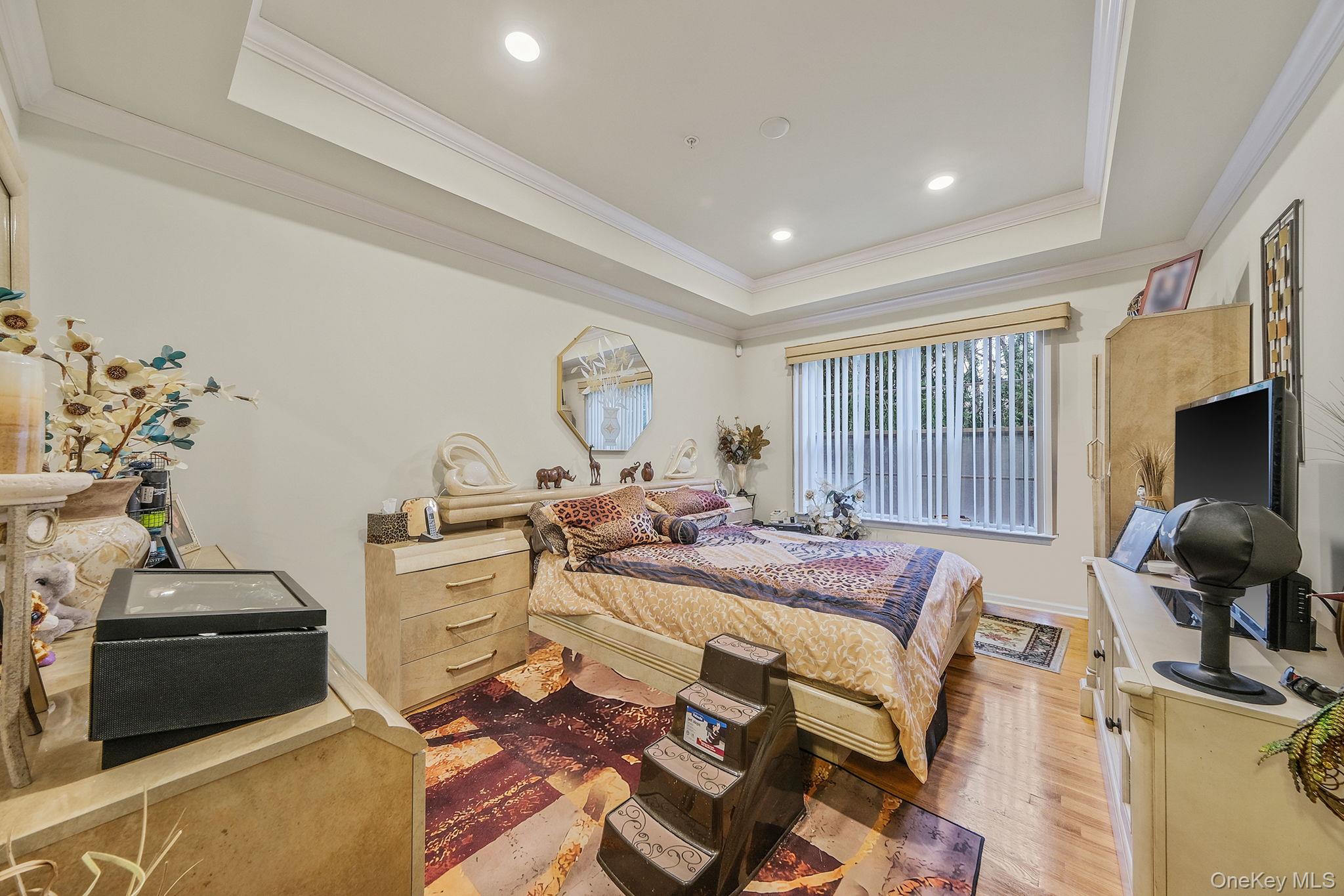 119 Wildwood Circle Holtsville Holtsville, NY 11742