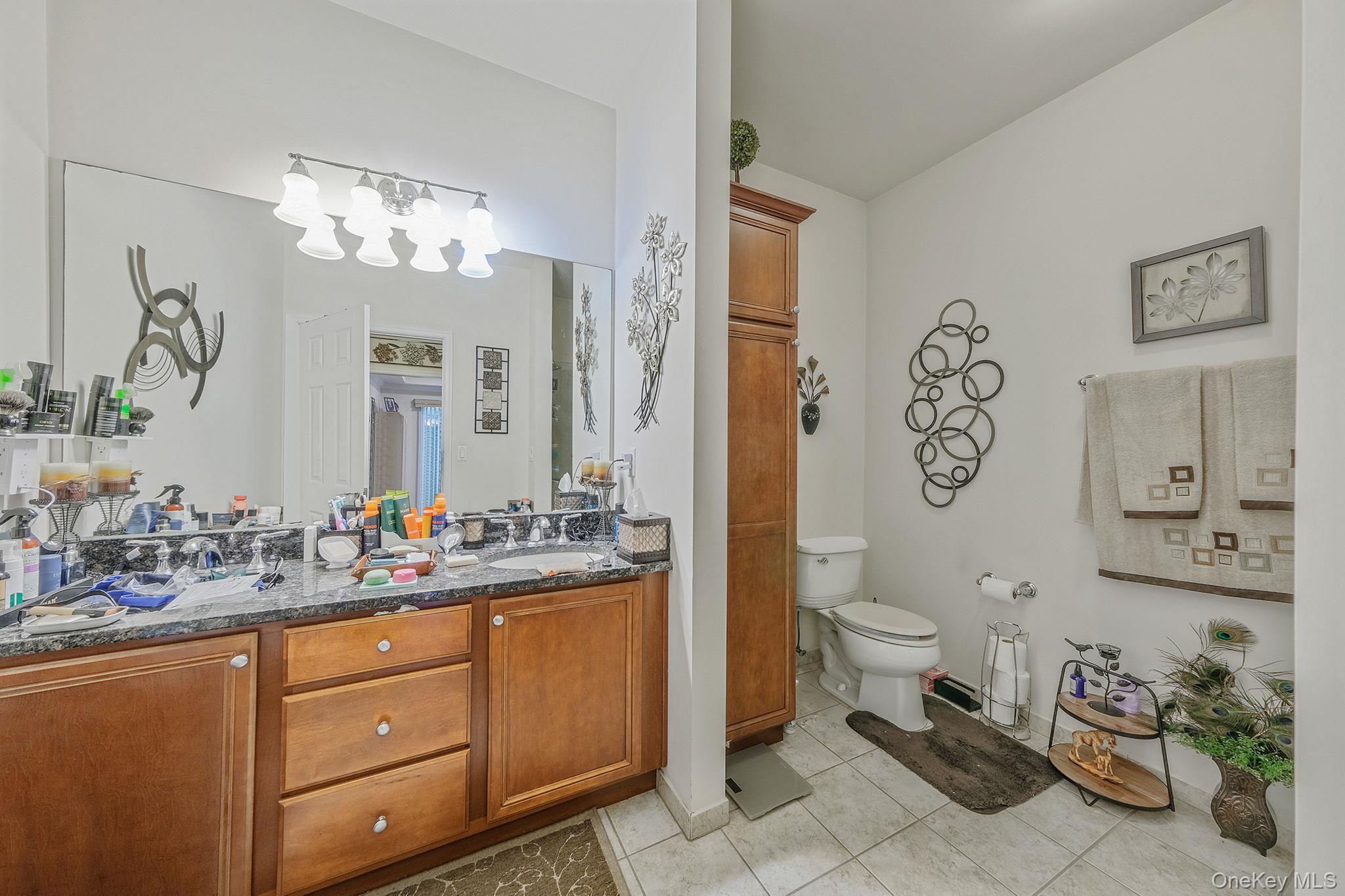 119 Wildwood Circle Holtsville Holtsville, NY 11742