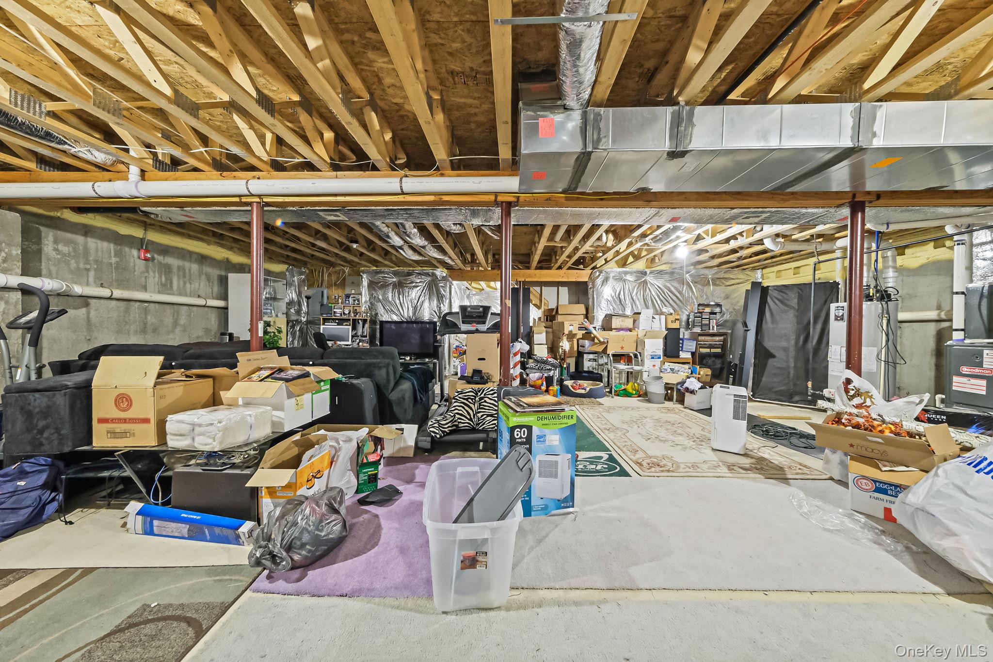 119 Wildwood Circle Holtsville Holtsville, NY 11742