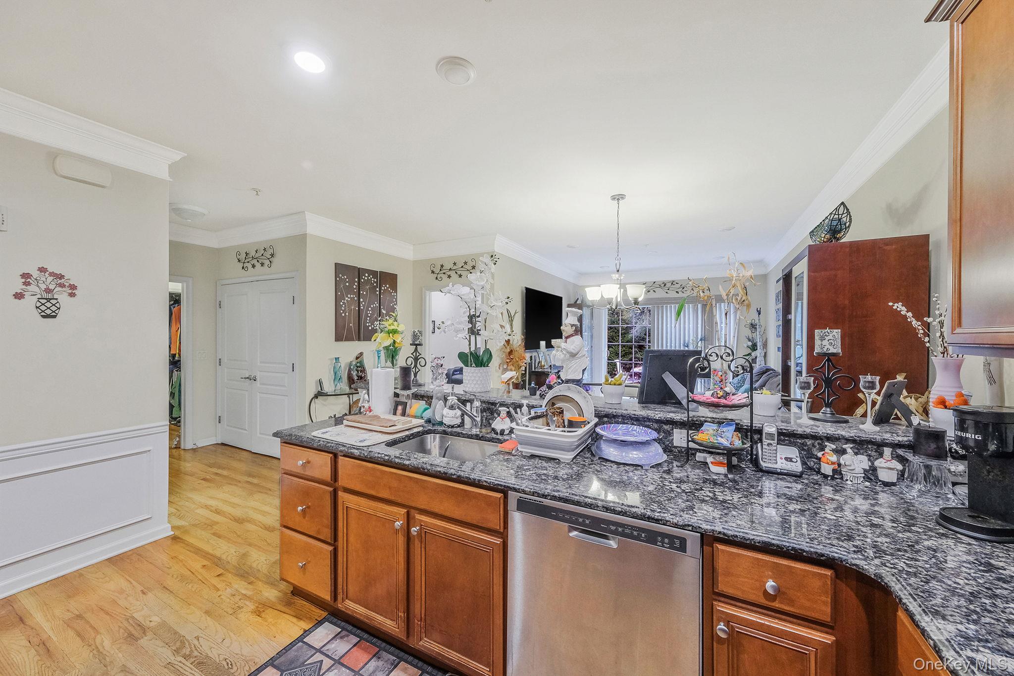 119 Wildwood Circle Holtsville Holtsville, NY 11742