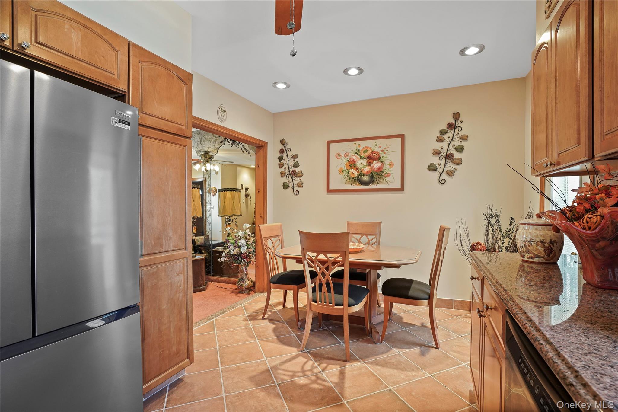 6161 79th Street Middle Village Middle Village, NY 11379