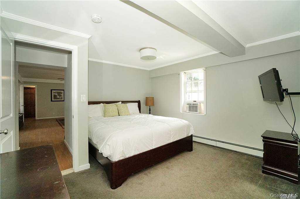 215 Roosevelt Boulevard Long Beach Long Beach, NY 11561