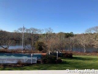 34 Montauk Highway 12 Westhampton Westhampton, NY 11977