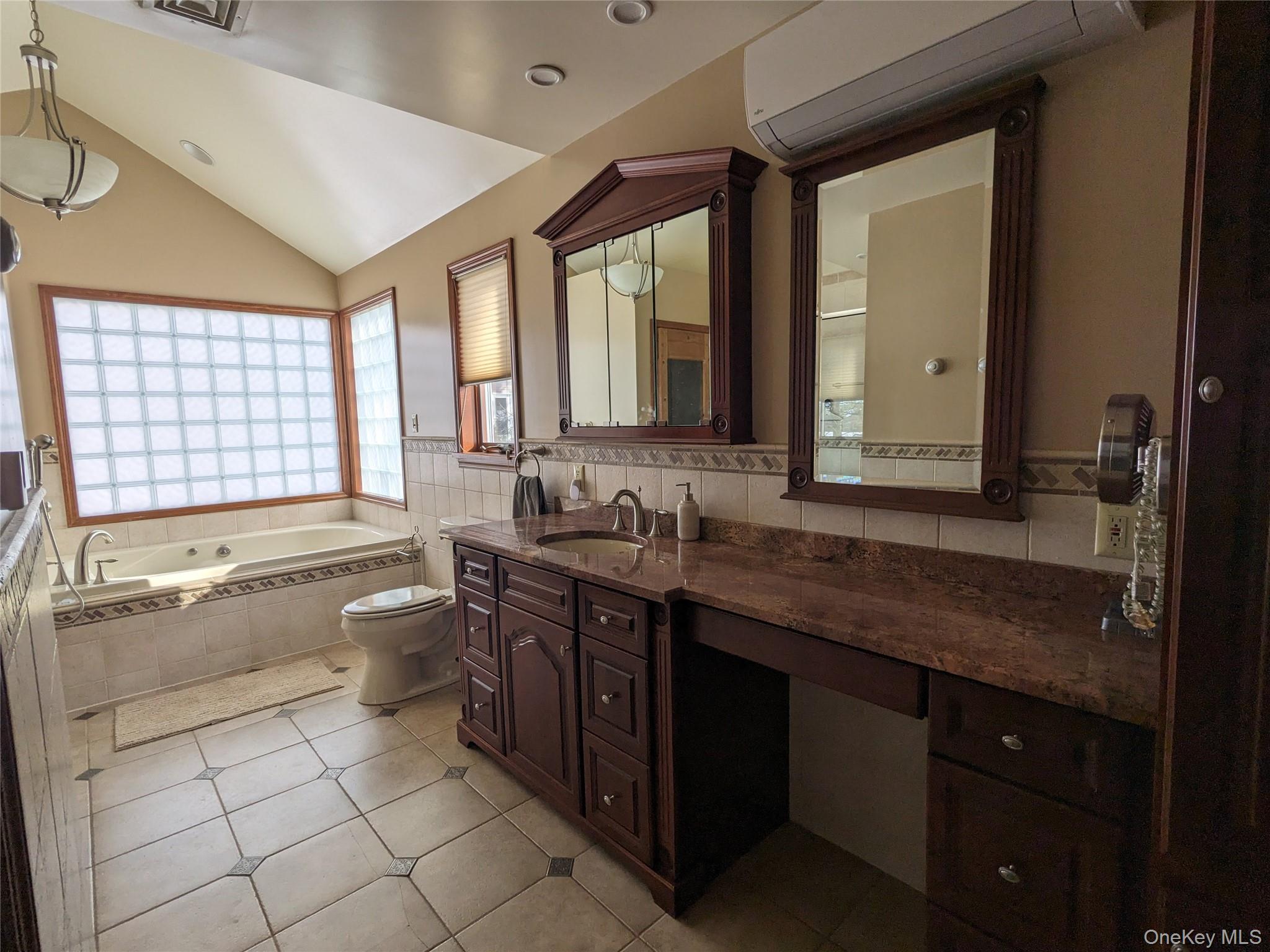 4030 West Shore Drive Out of NYC Kauneonga Lake, NY 12749