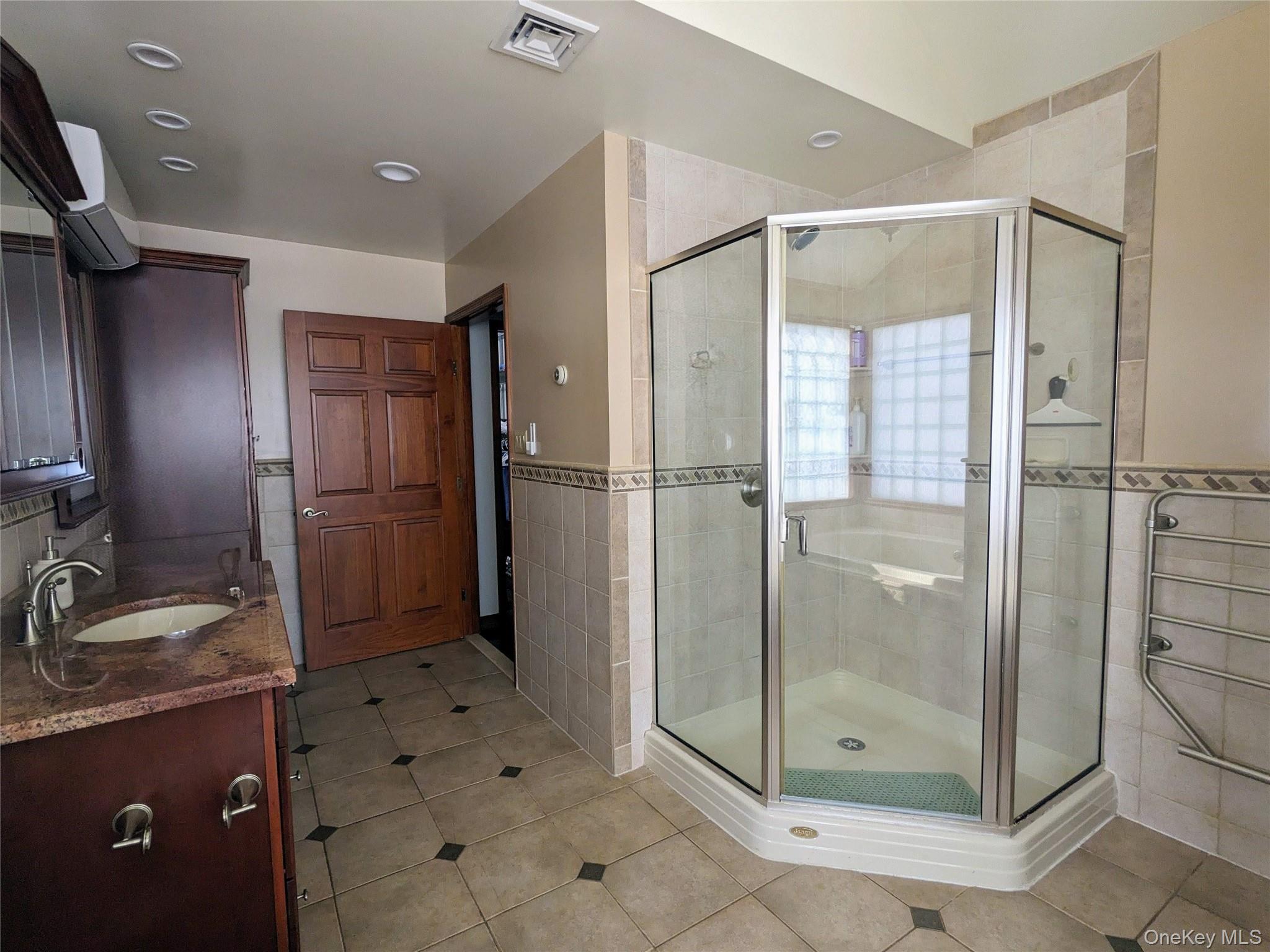 4030 West Shore Drive Out of NYC Kauneonga Lake, NY 12749