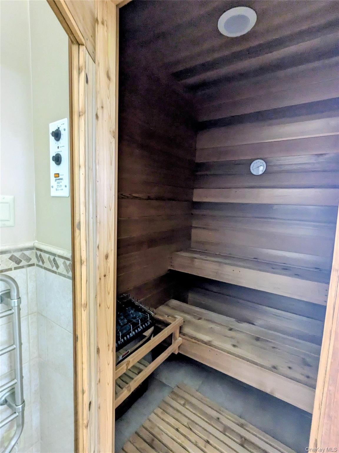 4030 West Shore Drive Out of NYC Kauneonga Lake, NY 12749