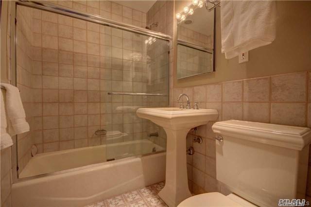 85 Jefferson Boulevard Atlantic Beach Atlantic Beach, NY 11509