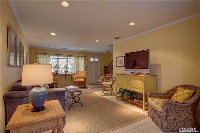 85 Jefferson Boulevard Atlantic Beach Atlantic Beach, NY 11509