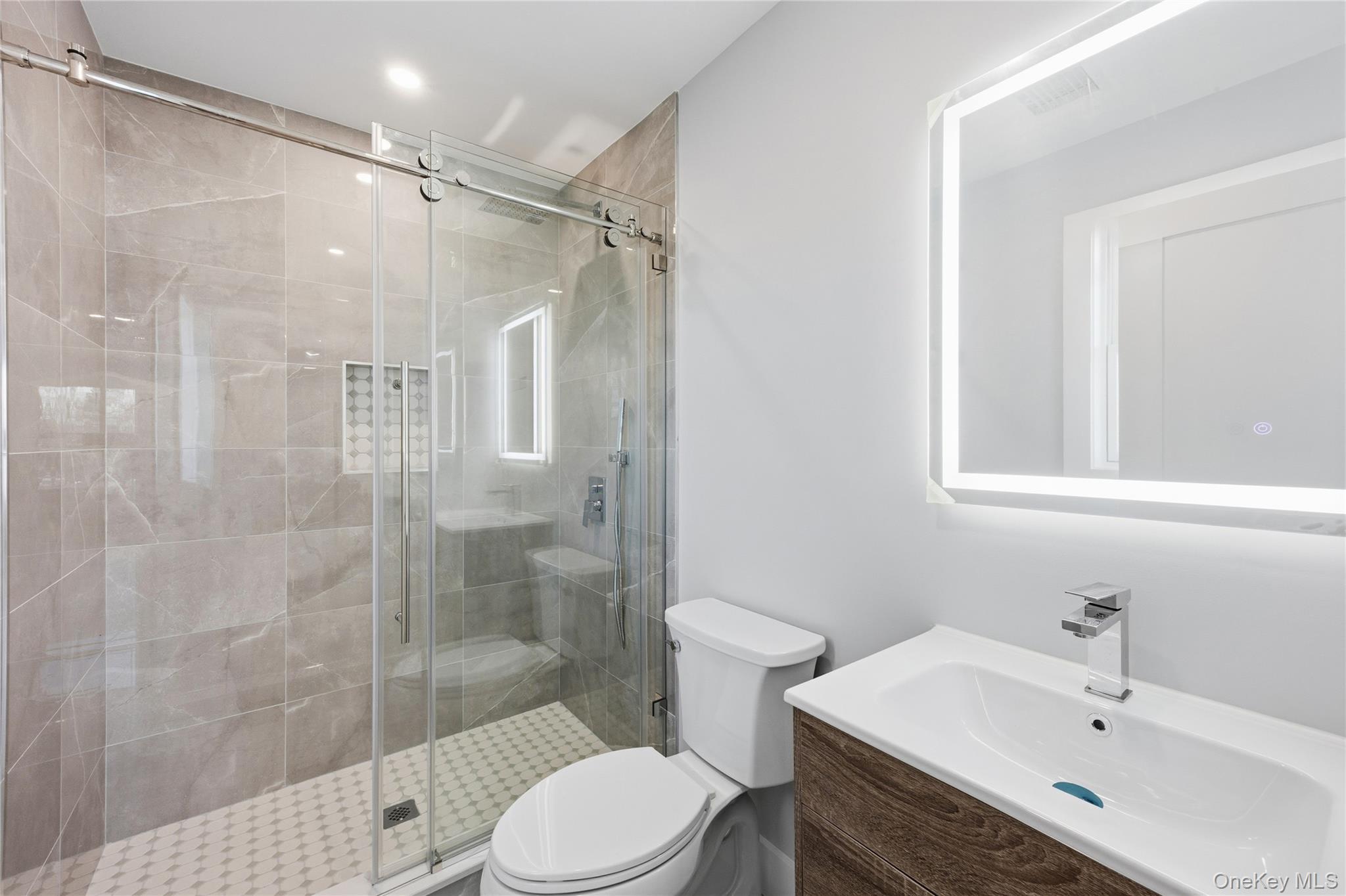 12 Friends Lane Westbury Westbury, NY 11590