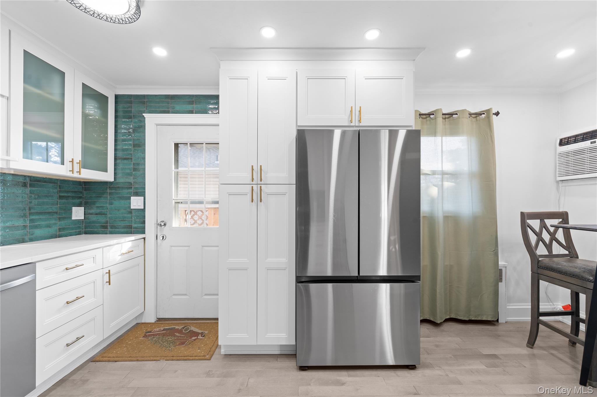 135 Casper Street Valley Stream Valley Stream, NY 11580