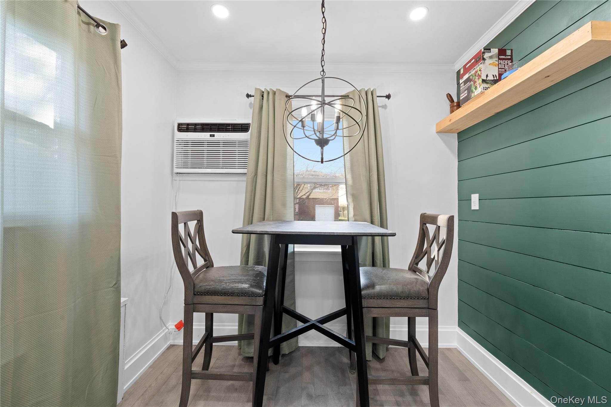 135 Casper Street Valley Stream Valley Stream, NY 11580