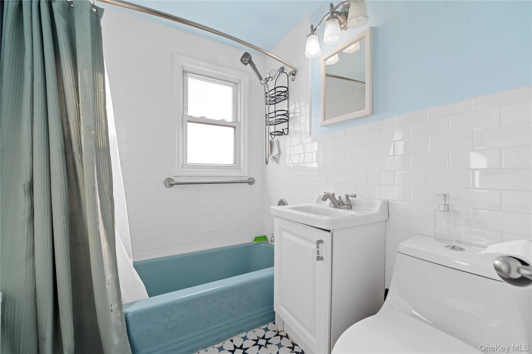 135 Casper Street Valley Stream Valley Stream, NY 11580