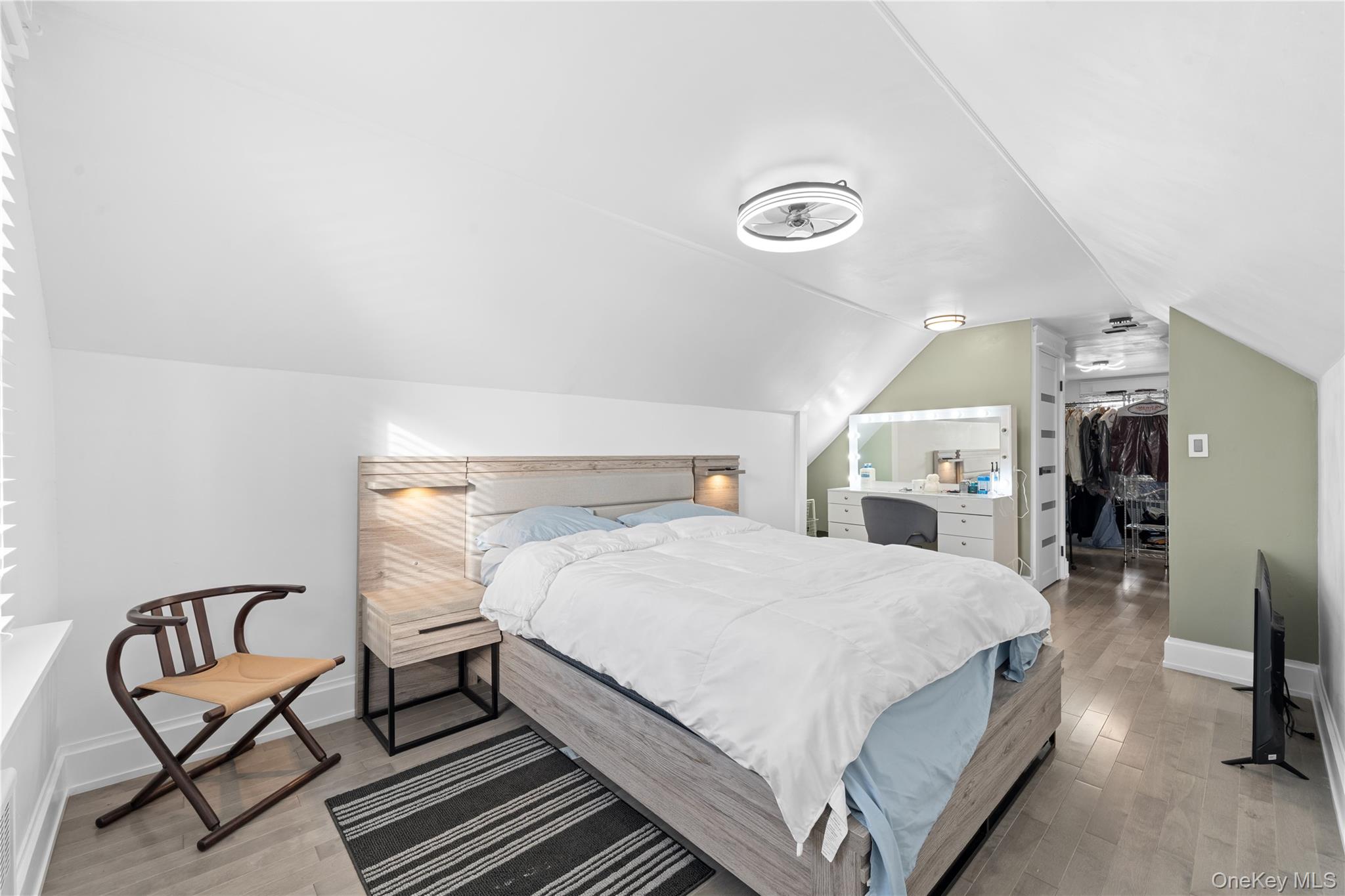 135 Casper Street Valley Stream Valley Stream, NY 11580