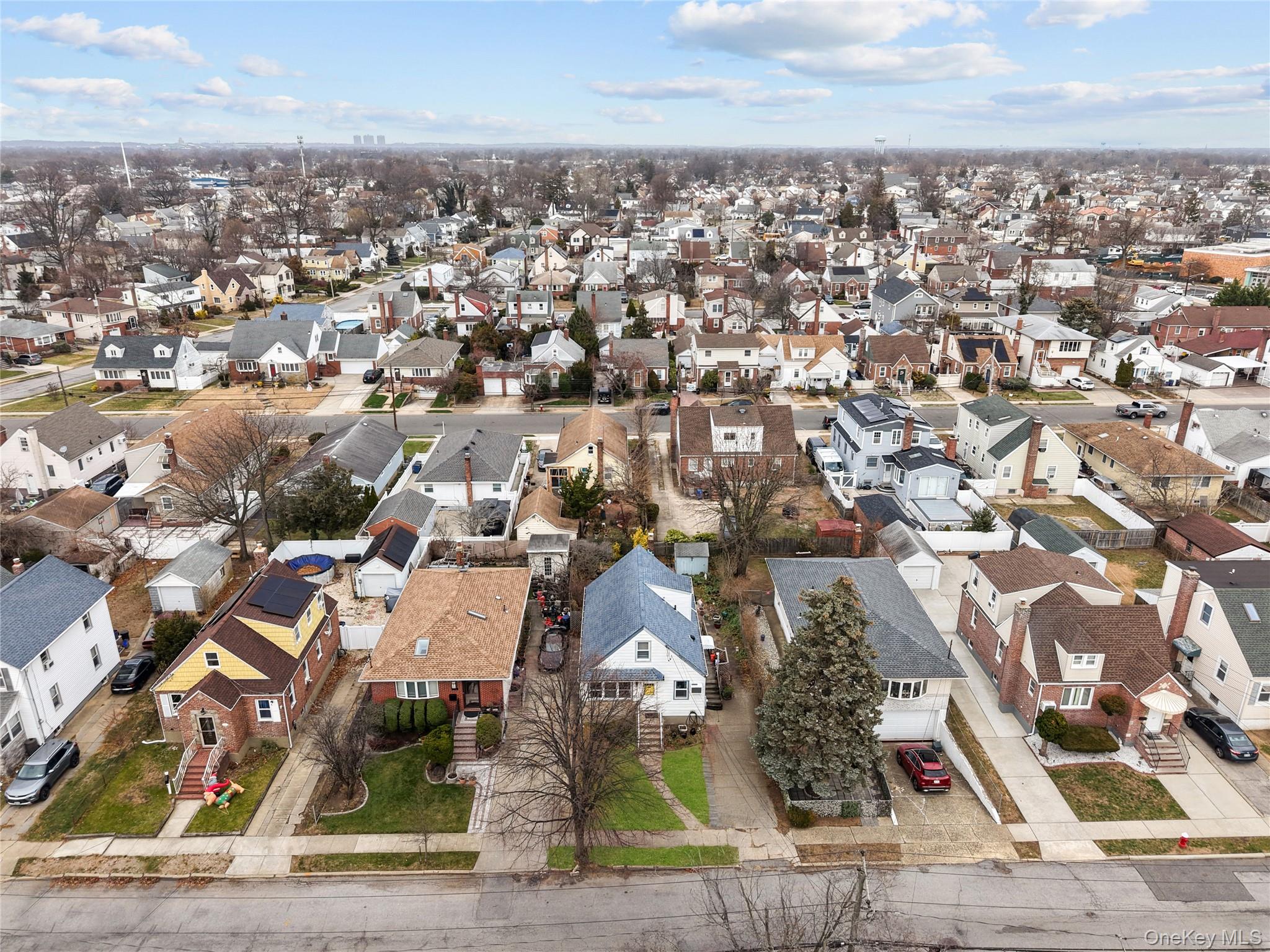 135 Casper Street Valley Stream Valley Stream, NY 11580