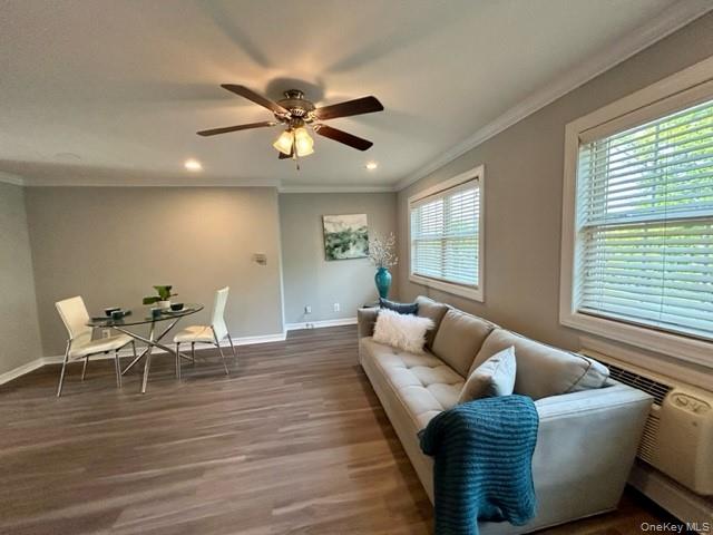 184 Hallock Road 3A2 Lake Grove Lake Grove, NY 11755