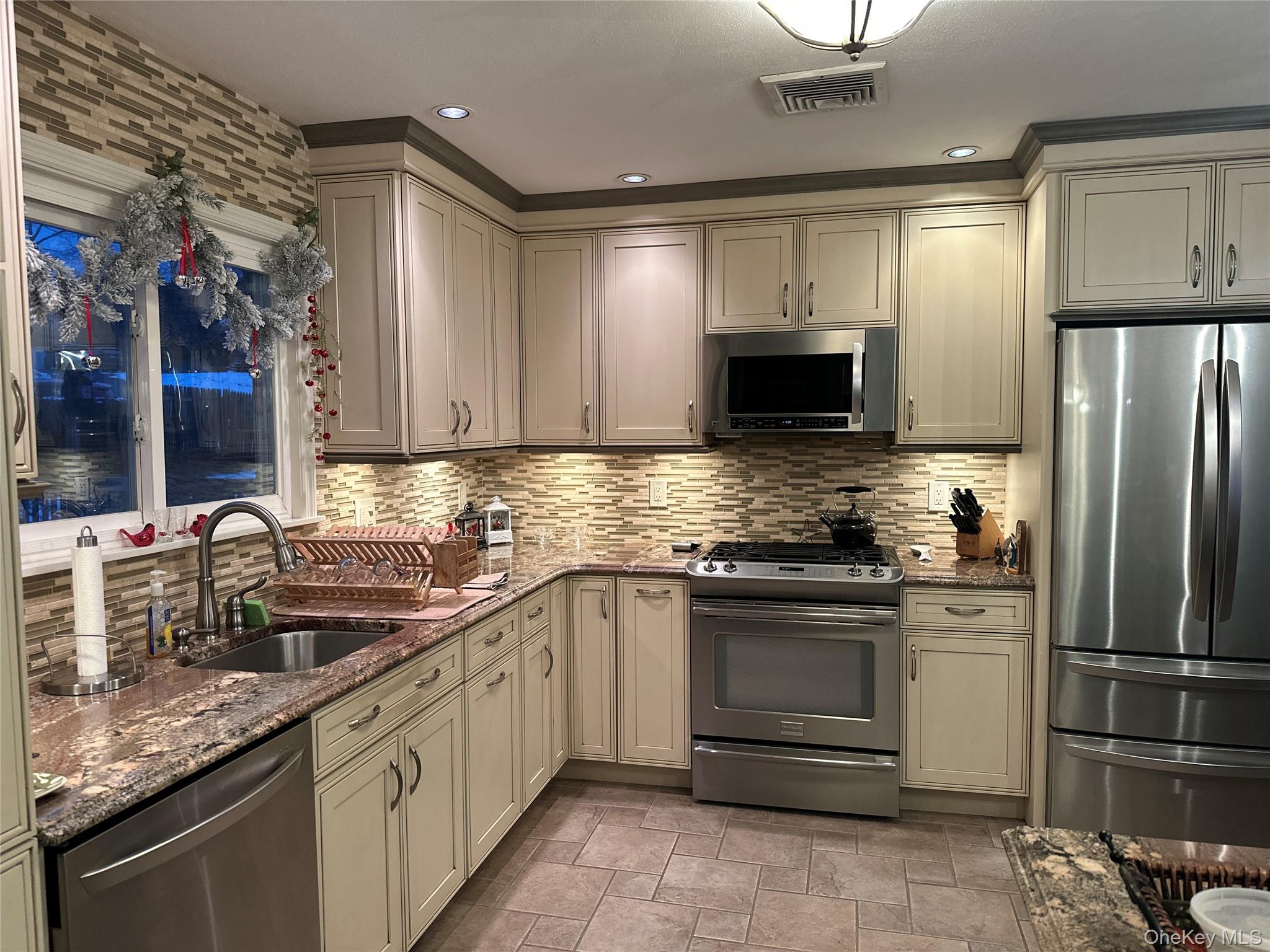 33 Dallas Drive Out of NYC Monroe, NY 10950