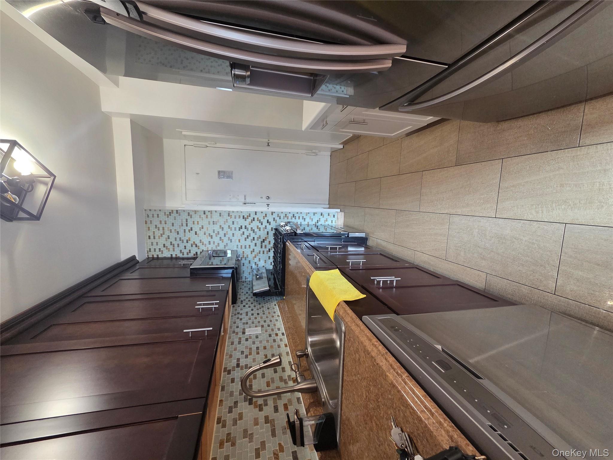 5 Fordham Hill Oval 15-F Bronx, NY 10468