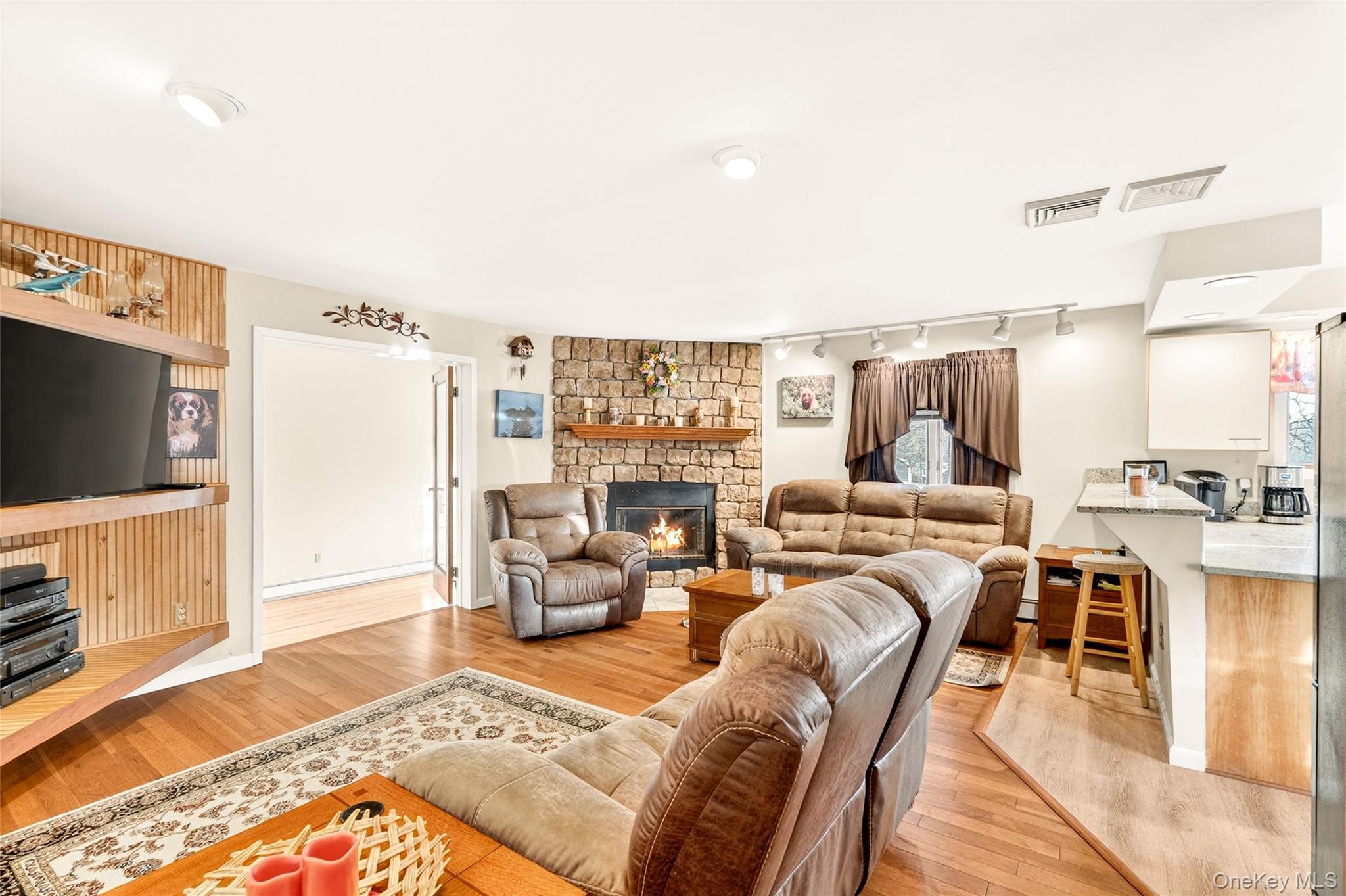 254 Orrs Mills Road Out of NYC Cornwall, NY 12553