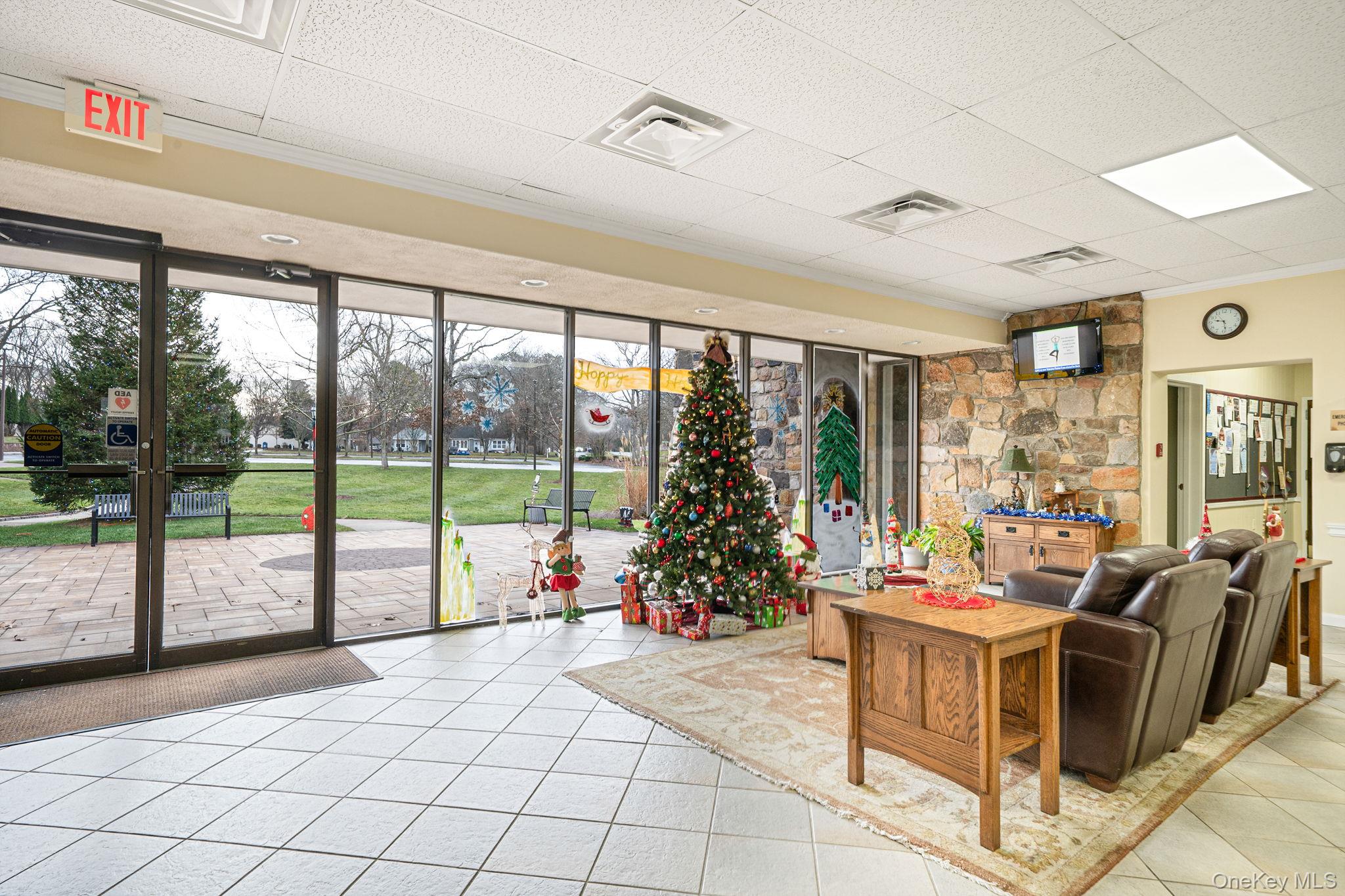 380 Woodbridge Drive D Ridge Ridge, NY 11961