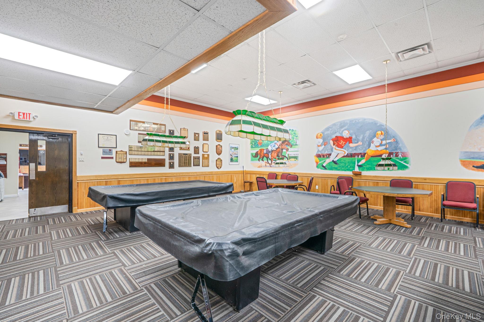 380 Woodbridge Drive D Ridge Ridge, NY 11961