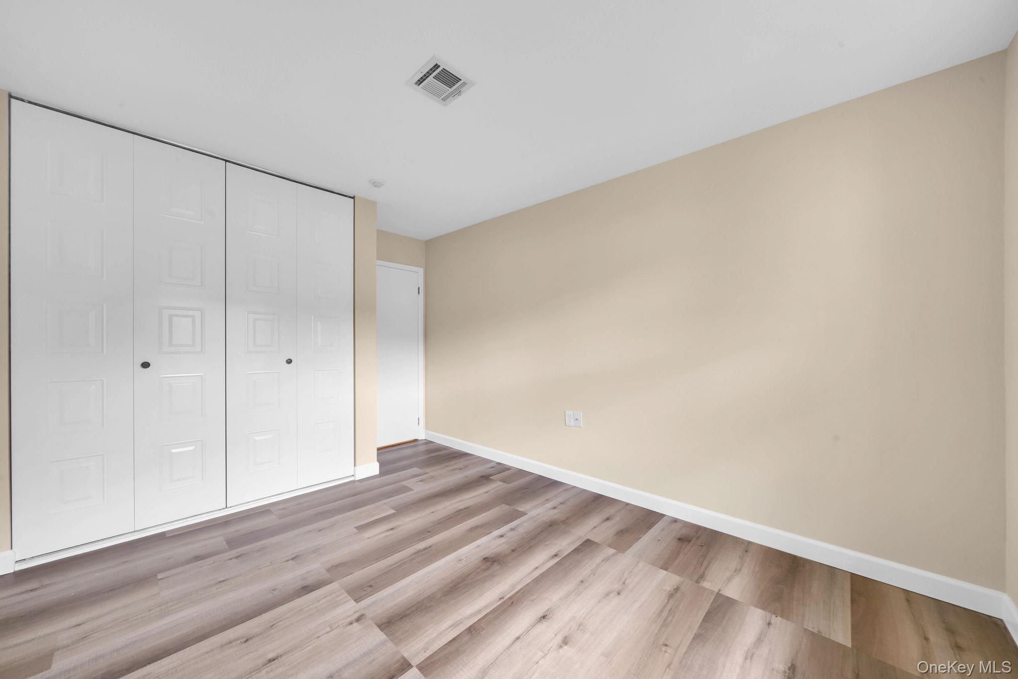 380 Woodbridge Drive D Ridge Ridge, NY 11961