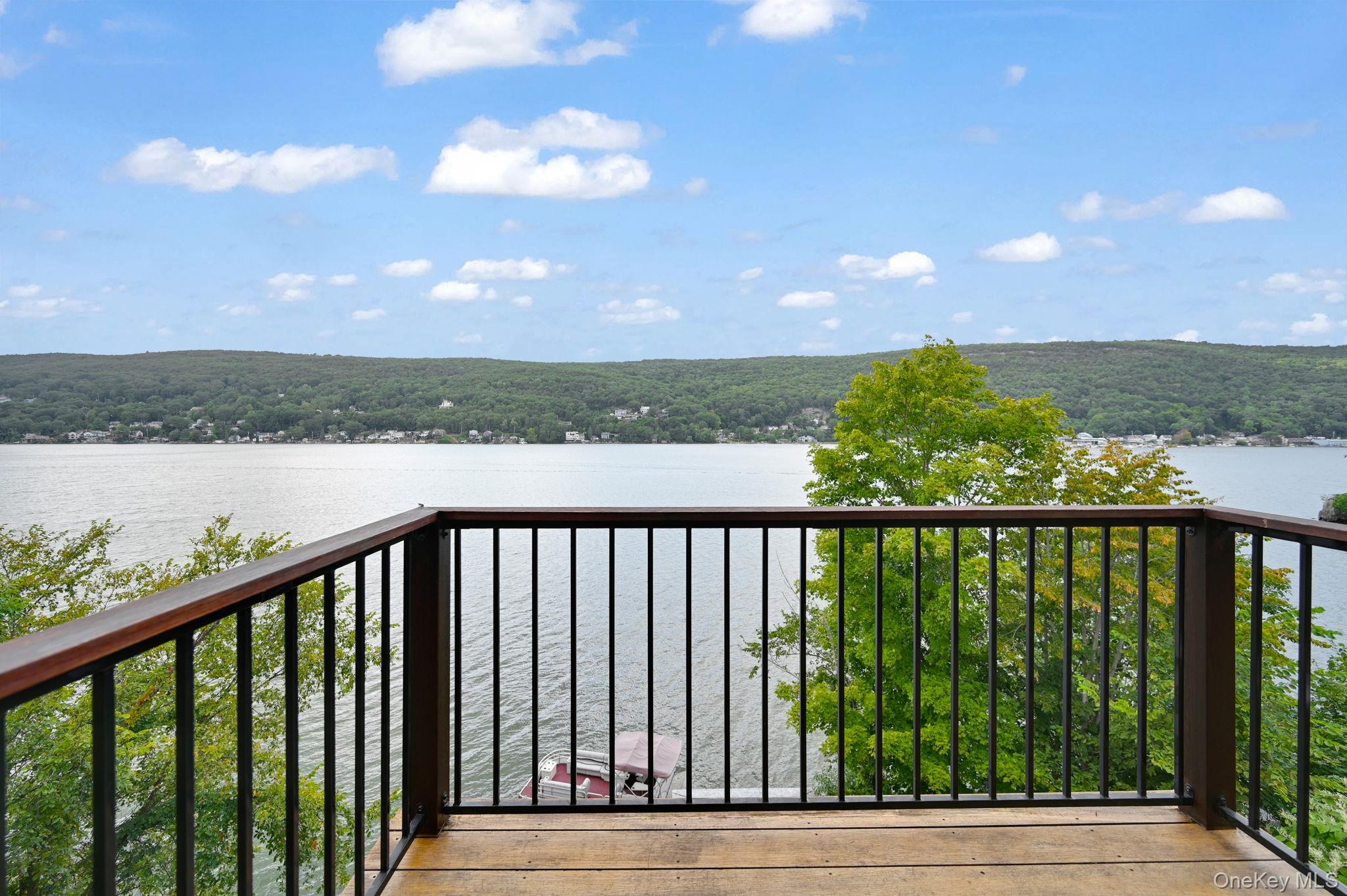 10 Van Orden Lane Out of NYC Greenwood Lake, NY 10925
