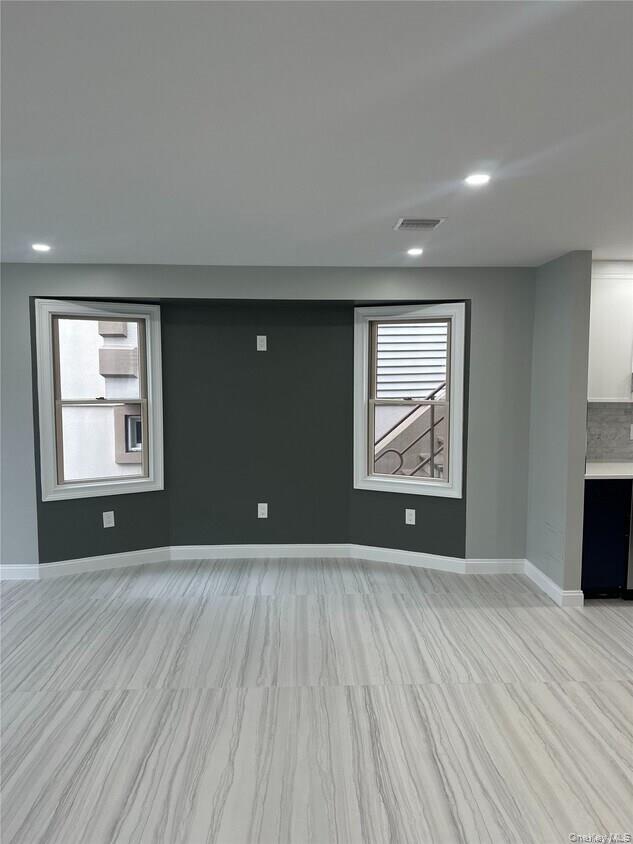 233 East Fulton Street Long Beach Long Beach, NY 11561