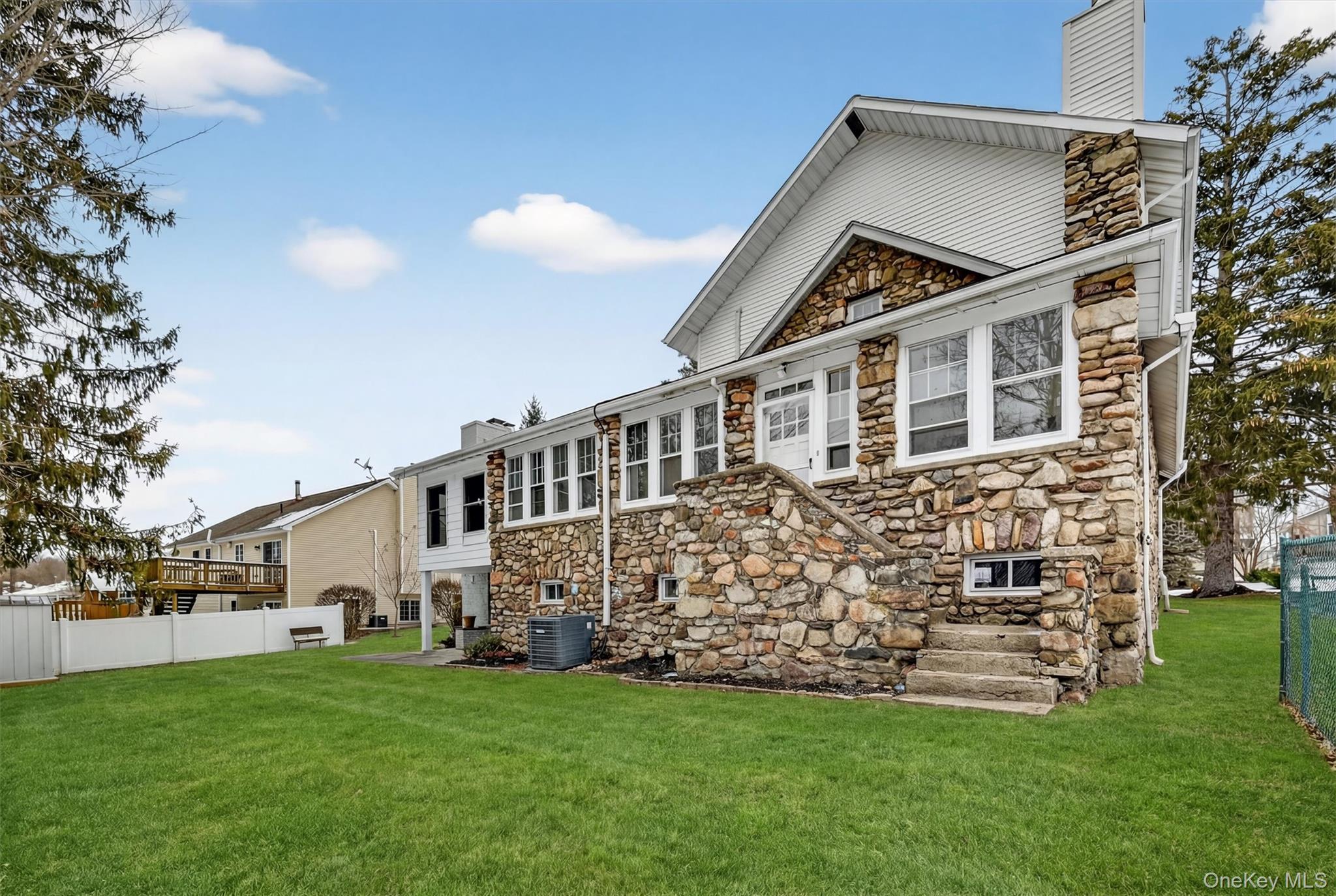 71 Walton Terrace Out of NYC Monroe, NY 10950