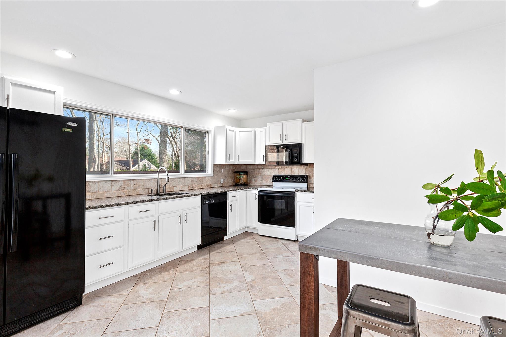 26 Wintergreen Way Quogue Quogue, NY 11959