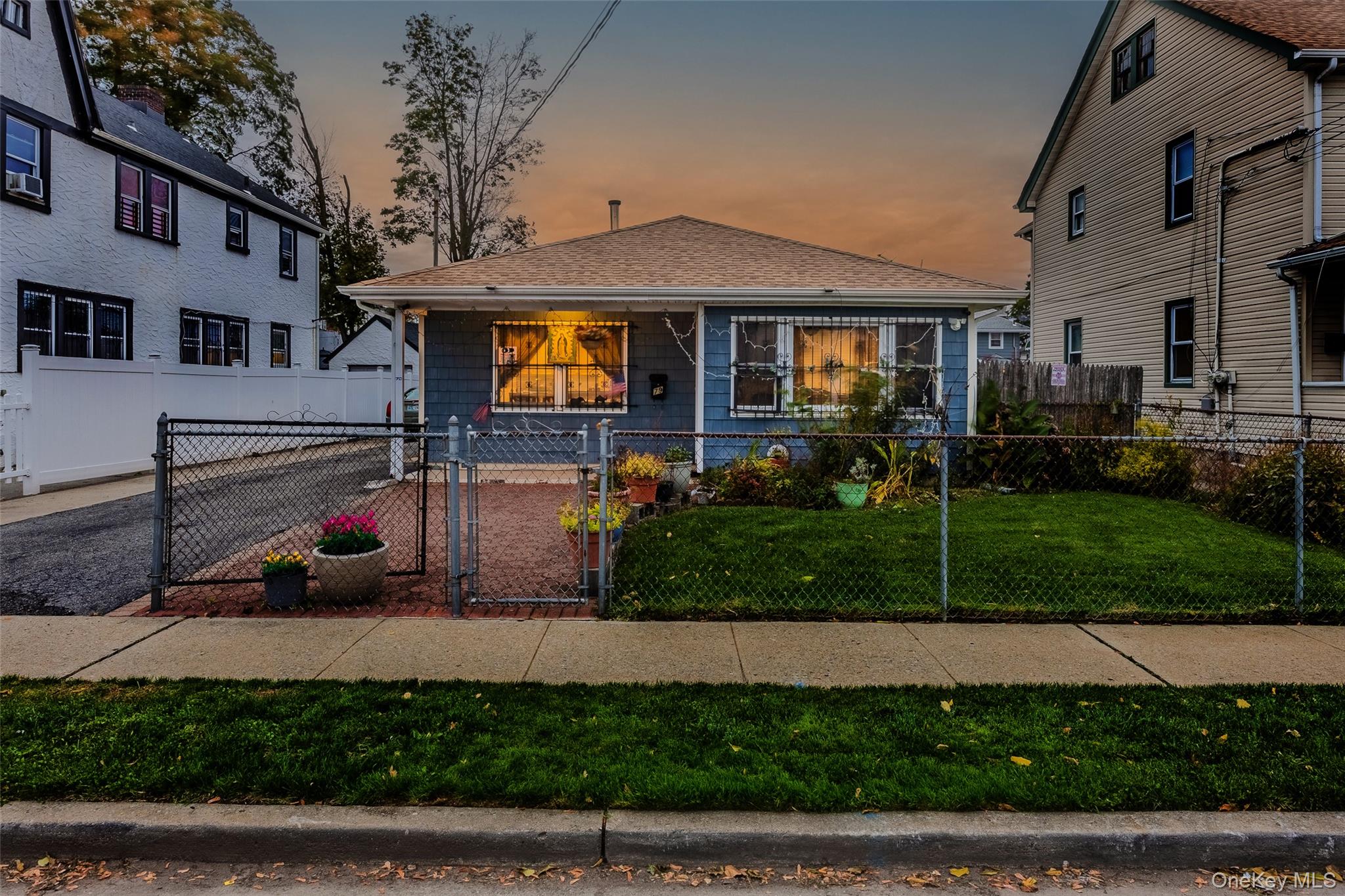 79 Union Place Hempstead Hempstead, NY 11550