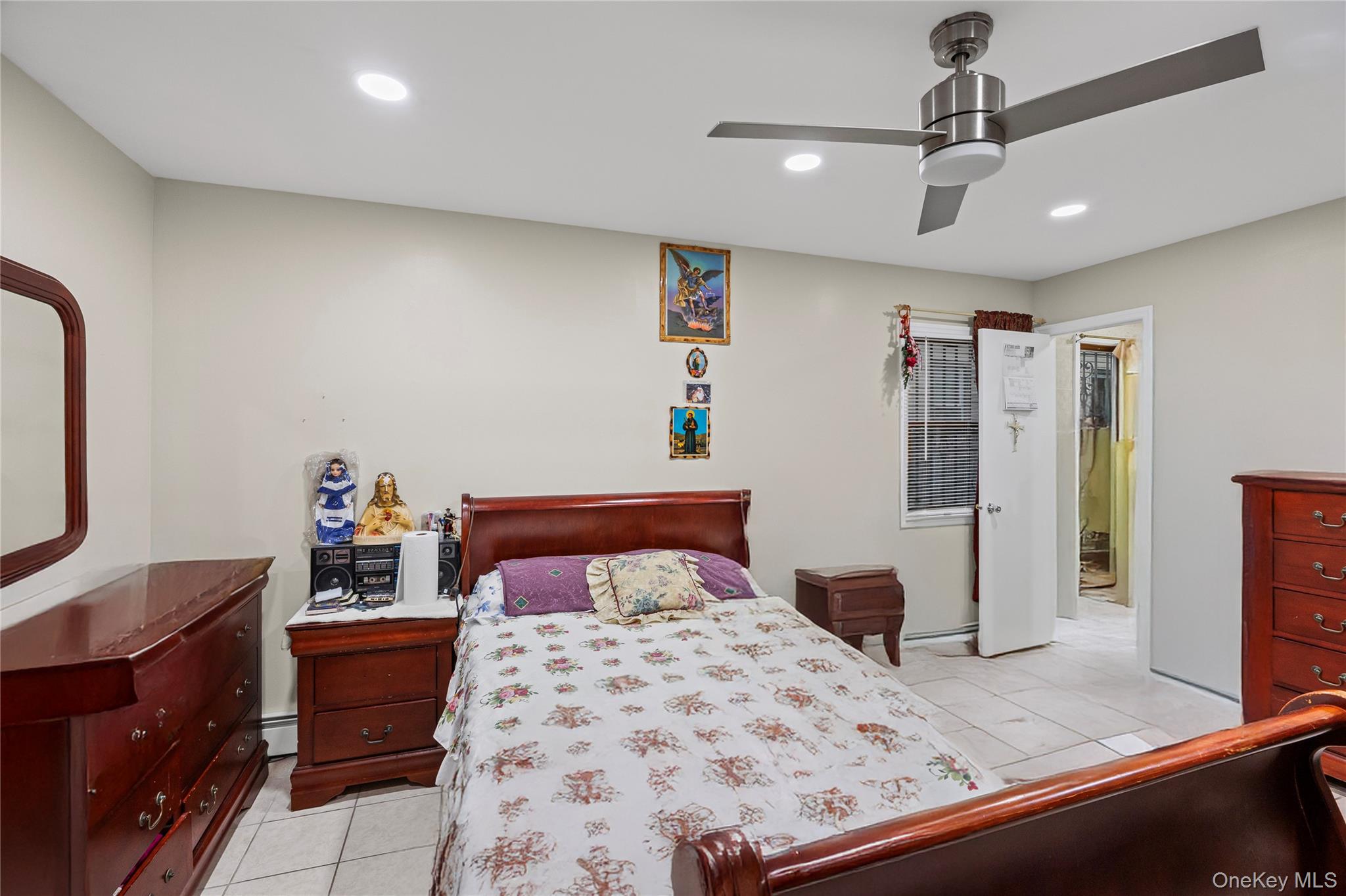 79 Union Place Hempstead Hempstead, NY 11550