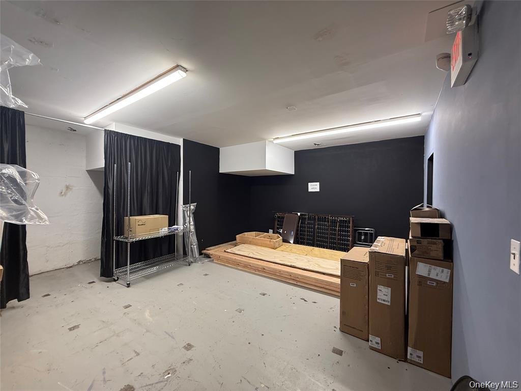 185 Willis Avenue 1 Mineola Mineola, NY 11501