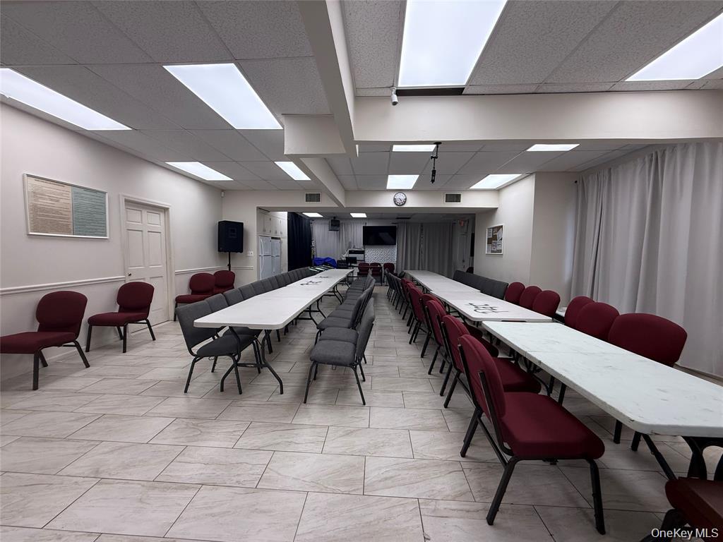 185 Willis Avenue 1 Mineola Mineola, NY 11501