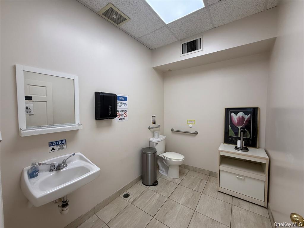 185 Willis Avenue 1 Mineola Mineola, NY 11501