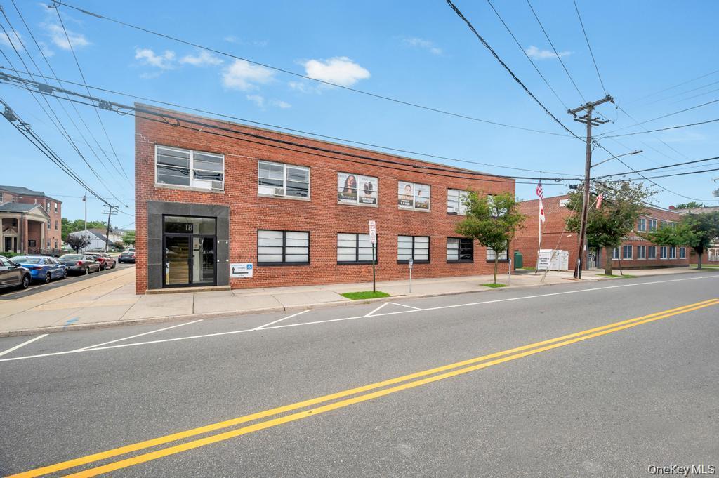 185 Willis Avenue 1 Mineola Mineola, NY 11501